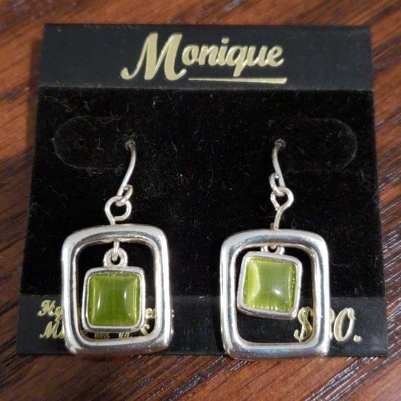 Earrings - Picture 2 of 2